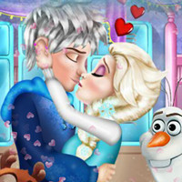 Jack & Elsa College Kiss